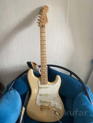 Fender strat deluxe
