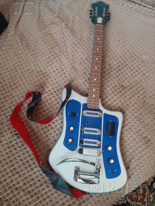 Электрогитара СОЛО- Форманта. — фото 1