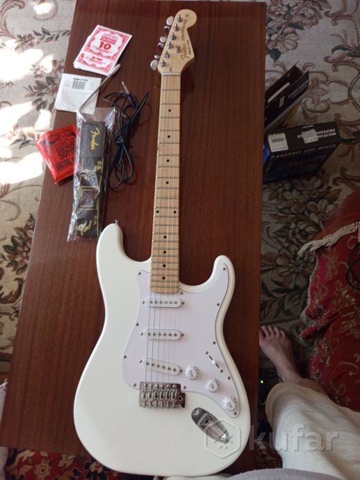 Продам реплику fender Stratocaster новая — фото 2