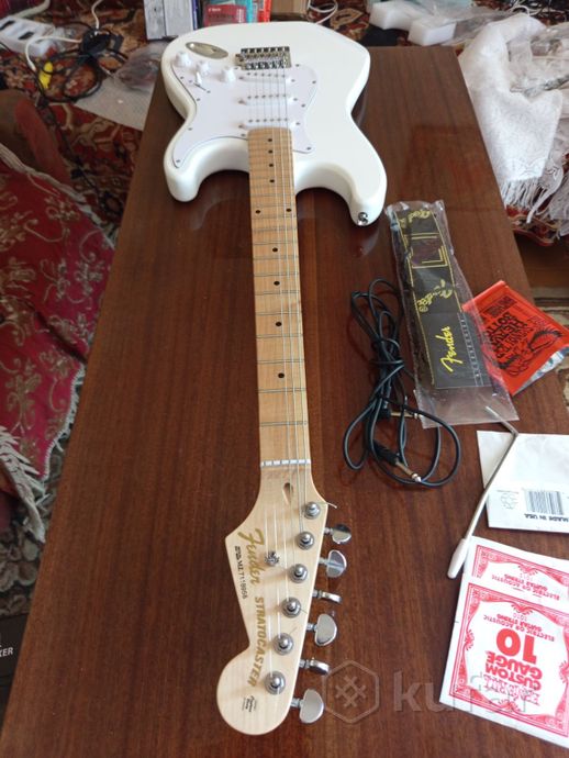 Продам реплику fender Stratocaster новая — фото 4