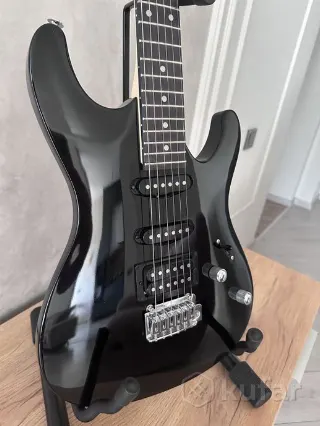 Электрогитара Ibanez и аксессуары