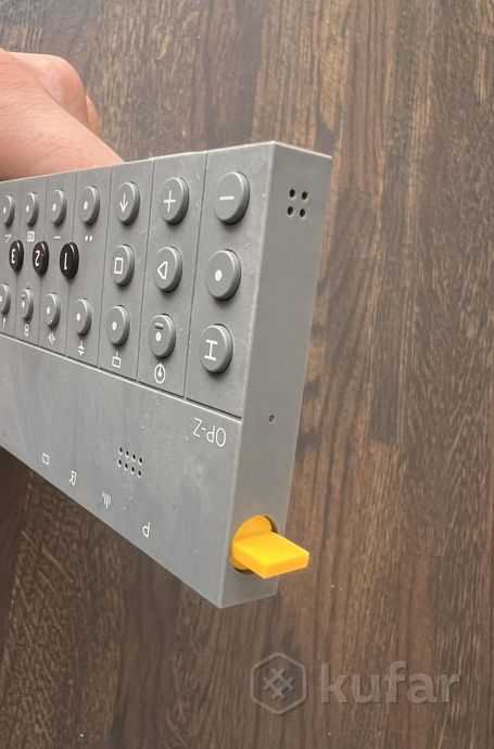 Teenage Engineering OP-Z сиквенсор — фото 5