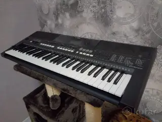 Синтезатор Yamaha PSR E433. В прекрасном состоянии