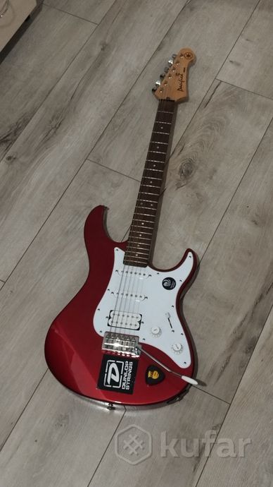 Электрогитара Yamaha Pacifica 112 — фото 1