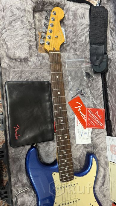 Fender American Ultra Stratocaster HSS — фото 3