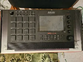 Akai MPC Live 2