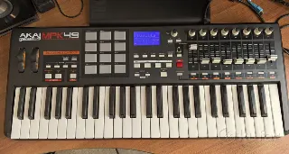 Миди клавиатура AKAI MPK 49