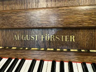 Пианино August Forster
