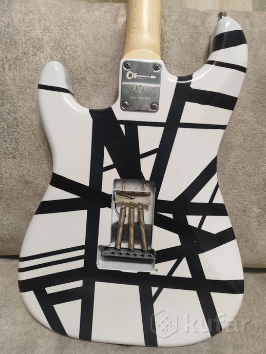 Электрогитара Charvel EVH. — фото 4