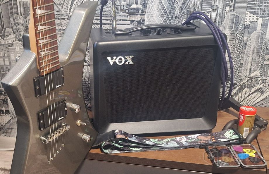 Электрогитара Jackson Kelly+Vox VX15GT+Аксессуары — фото 1