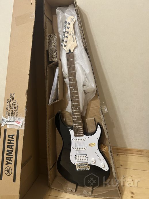 Электрогитара Yamaha pacifica 112j — фото 1