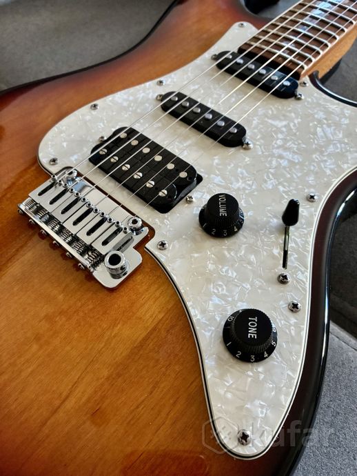 Электрогитара Sire Larry Carlton S7