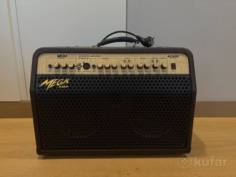Комбоусилитель для гитары и вокала MEGA AC60R — фото 1
