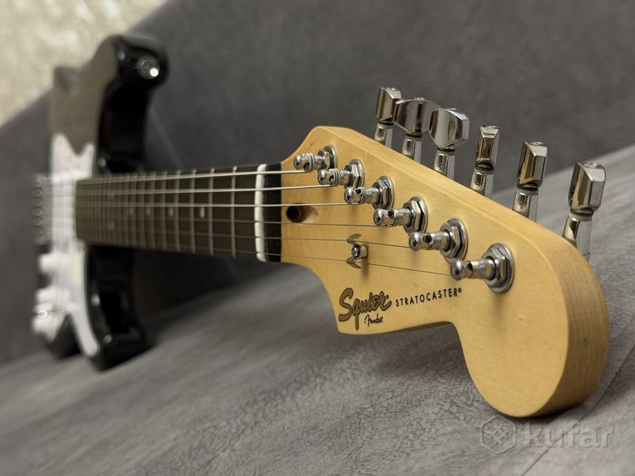 Электрогитара Fender Squier (гитара) — фото 2