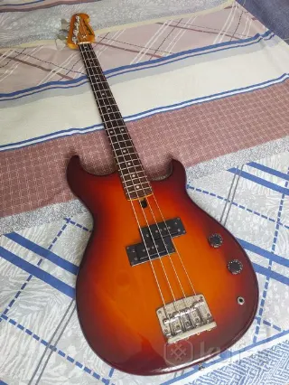 Бас-гитара Yamaha BroadBass VI '82 Japan