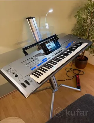 YAMAHA Tyros 5