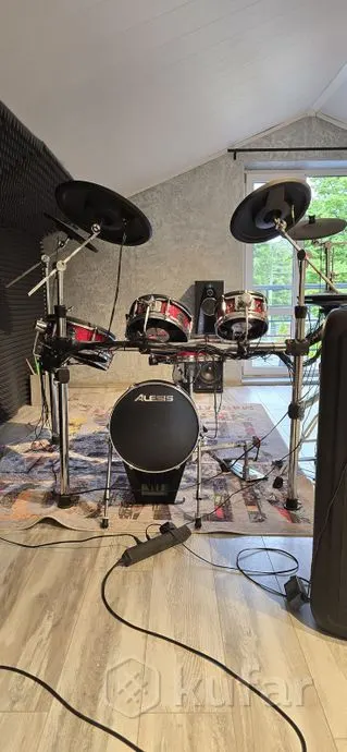 Ударная установка Alesis strike