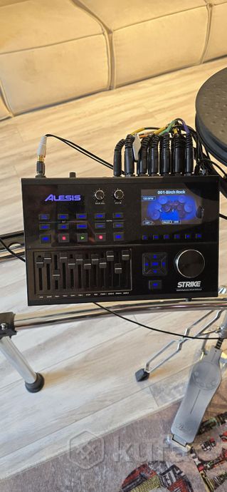 Ударная установка Alesis strike — фото 5