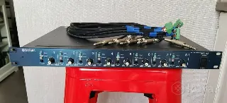 Yamaha MLA8 микрофонный предусилитель