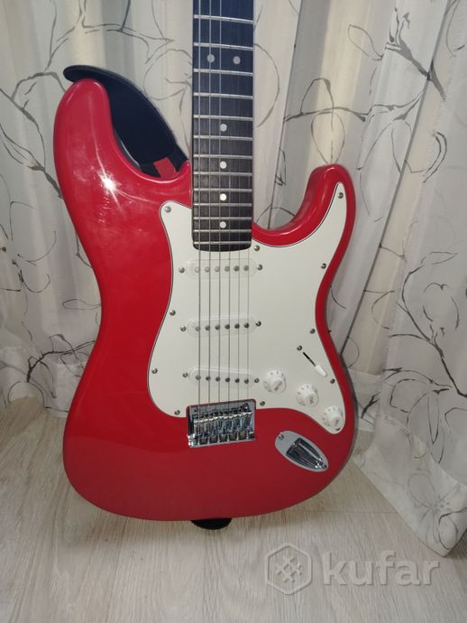 электрогитара squier stratocaster — фото 2