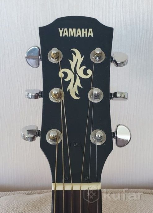 Электроакустическая гитара Yamaha APX-4A с кофром — фото 4