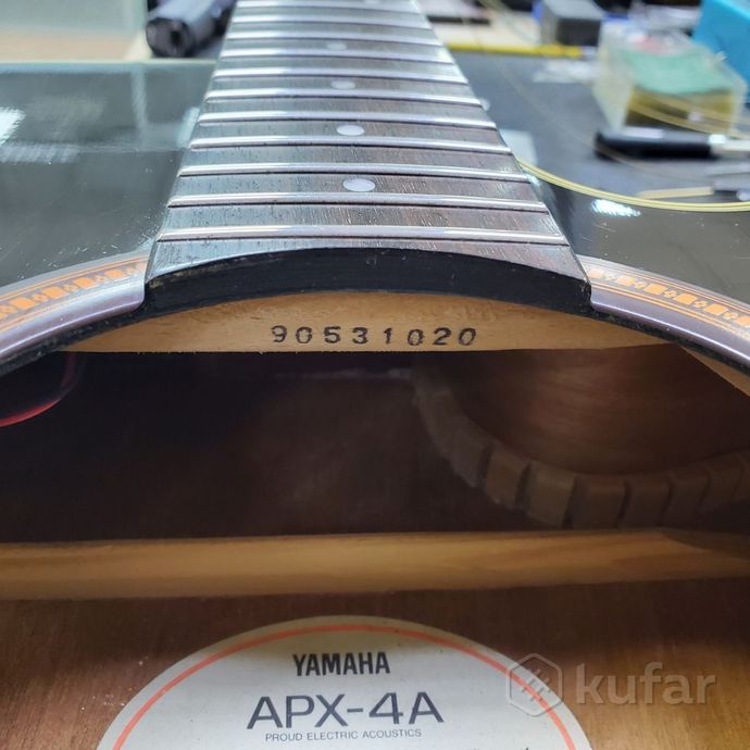 Электроакустическая гитара Yamaha APX-4A с кофром — фото 6