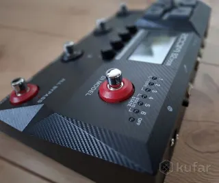 Басовый процессор эффектов Zoom B2 FOUR
