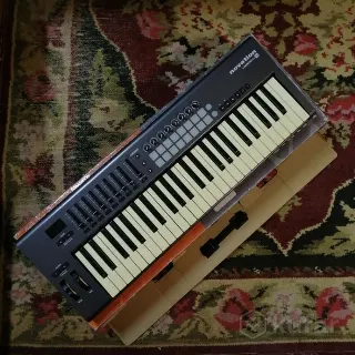 Midi-клавиатура Novation Launchkey 49 mk1