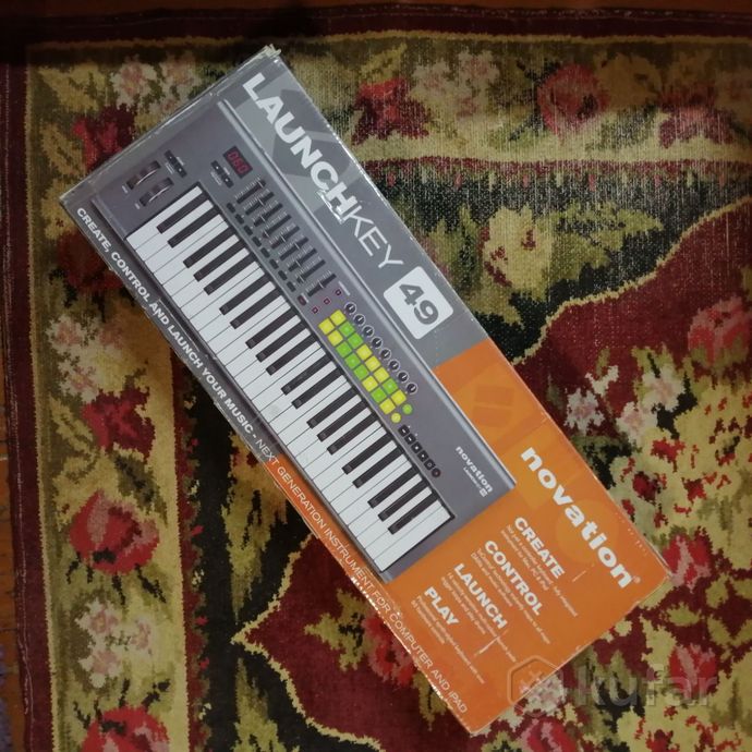Midi-клавиатура Novation Launchkey 49 mk1 — фото 6