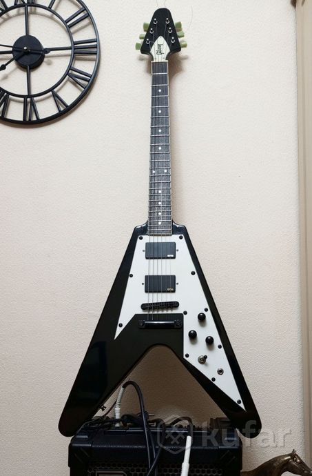 Электрогитара Gibson Flying V (Корея) стрела — фото 1