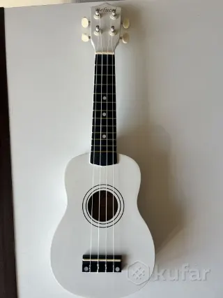 укулеле Belucci