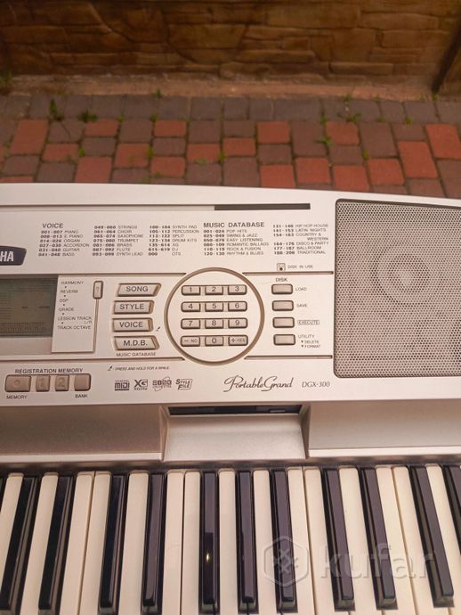 Синтезатор Yamaha dgx 300 — фото 3