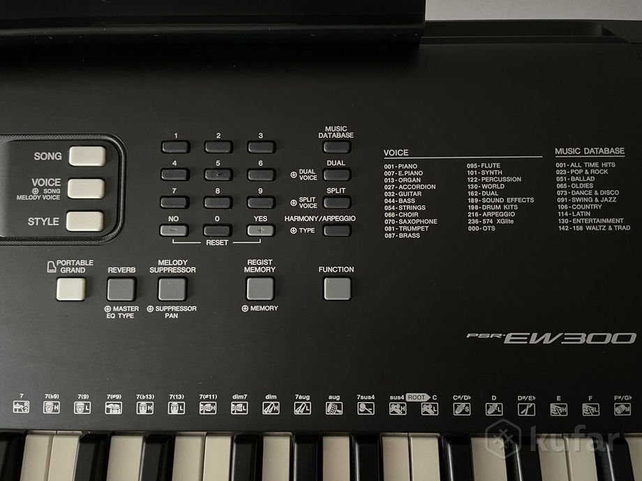 Синтезатор Yamaha PSR EW300, подставка athletic — фото 8