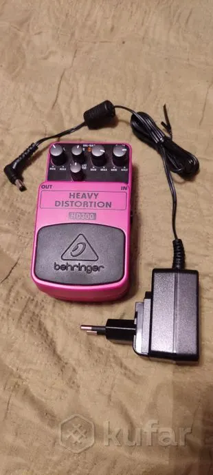 Педаль эффектов Behringer HD300, блок питания