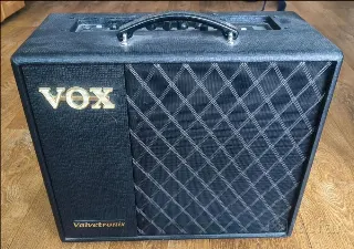 Комбоусилитель VOX VT40X