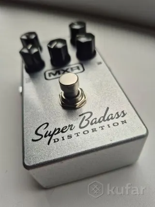 Педаль дисторшн MXR M75 Super Badass Distortion