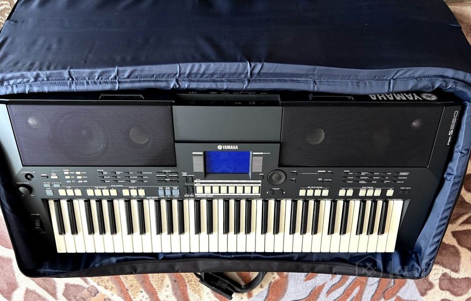 Синтезатор YAMAHA PSR-S550 black — фото 2