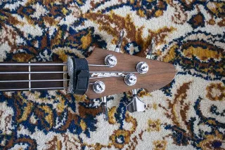Бас гитара Peavey Grind