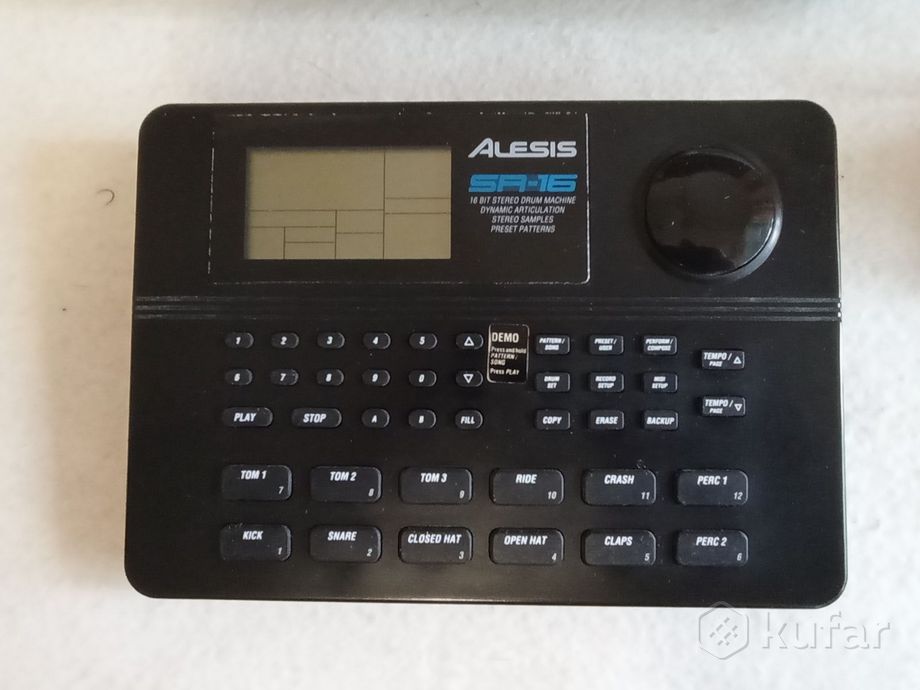 Дpам-мaшина ALESIS SR-16 — фото 2