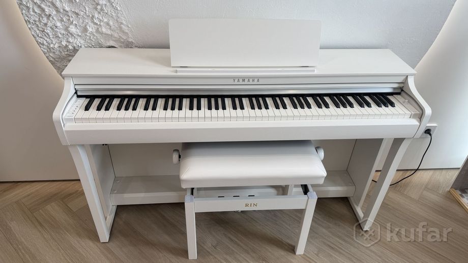 Yamaha Clavinova CLP-825 белый, банкетка — фото 1