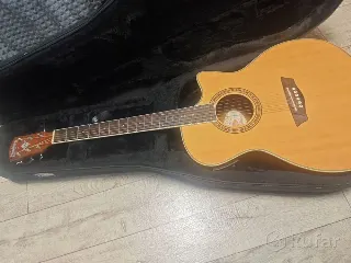 Электроакустическая гитара Washburn