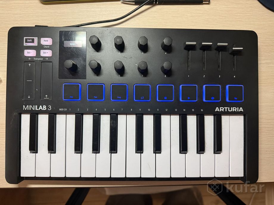 MIDI клавиатура Arturia MiniLab 3 — фото 3
