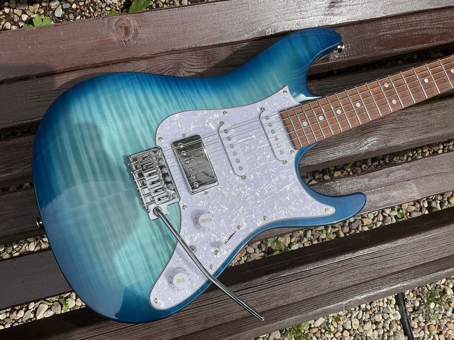 Ibanez AZ22S1F — фото 2