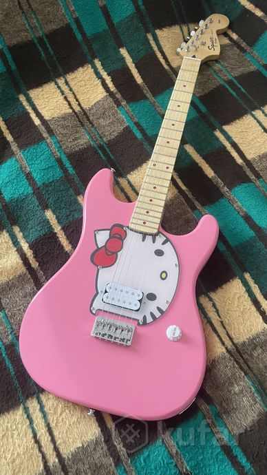 Гитара Squier Hello Kitty Stratocaster — фото 1
