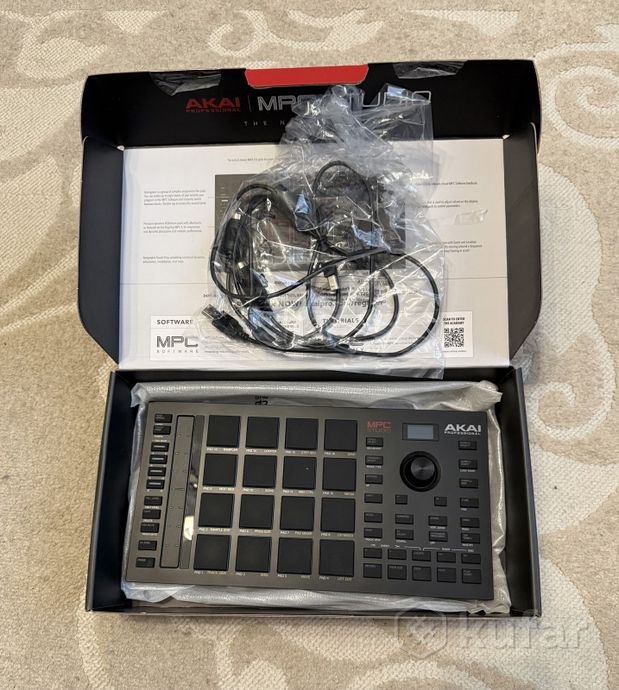 Миди-контроллер Akai MPC Studio Mk2, новый — фото 2