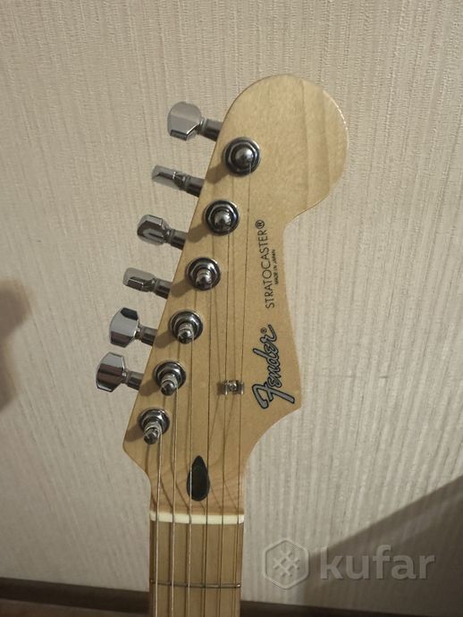 Fender Stratocaster, Japan — фото 3