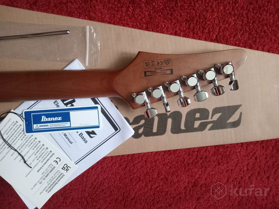 Электрогитара Ibanez AZ24S2-BK — фото 2