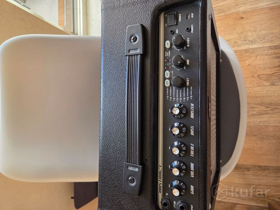 Комбоусилитель для электрогитары FENDER MUSTANG 1 — фото 3