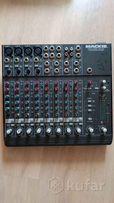 Микшерный пульт Mackie 1202-VLZ