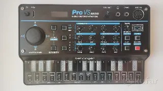 Behringer Pro vs Mini